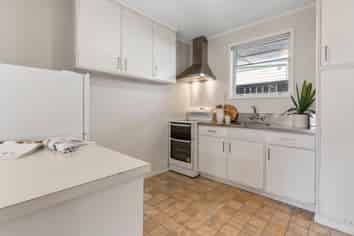 29B Mark Road, Mount Albert