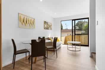 3/98 Tonar Street, Northcote