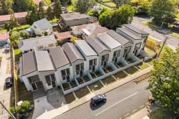 3/98 Tonar Street, Northcote