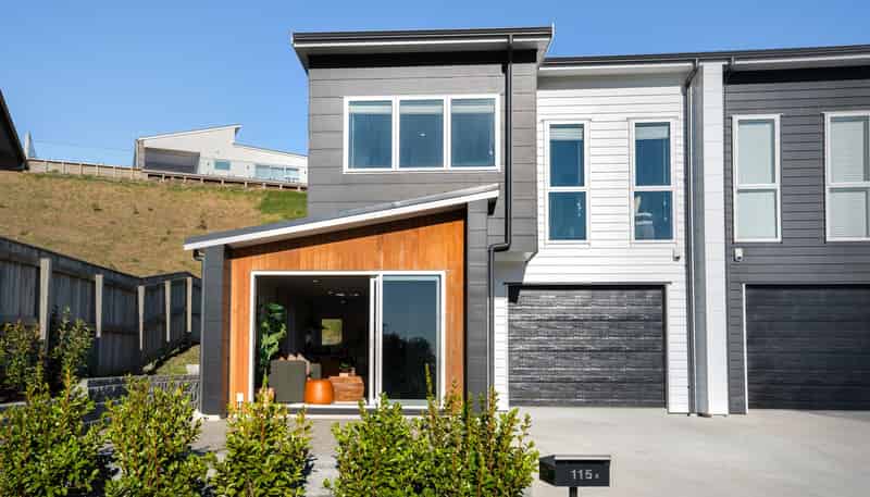 115A Queen Charlotte Drive, Aotea