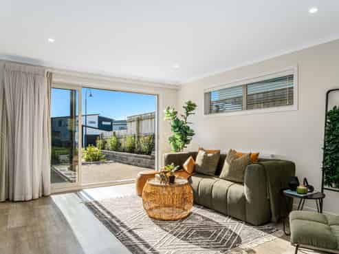 115A Queen Charlotte Drive, Aotea