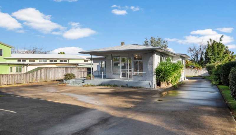 172-174 Lincoln Road, Henderson