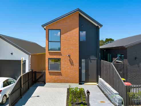 23 Puhikawa Street, Massey