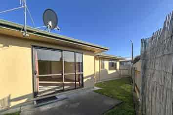28b Guppy Road, Greenmeadows