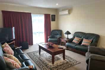 28b Guppy Road, Greenmeadows