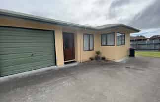 28b Guppy Road, Greenmeadows