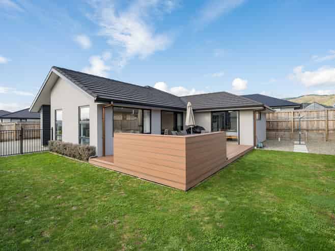 29 Lampton Street, Richmond