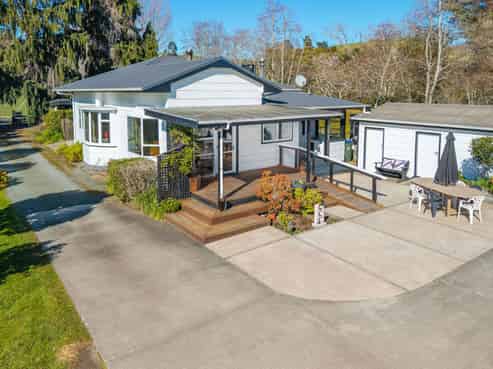 238 Higgins Road, Wakefield