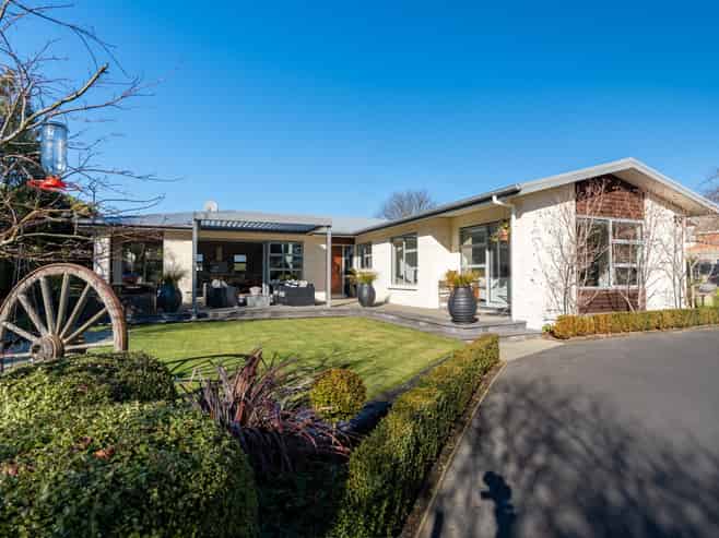 9A Windsor Place, Mosgiel