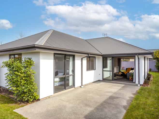 10 Temple Avenue, Lincoln