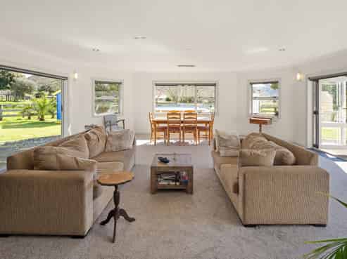 10 Parker Road, Huntly