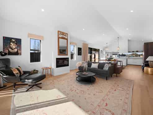 42 Orchard Road, Greytown