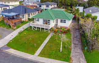 63 Divich Avenue, Te Atatu South