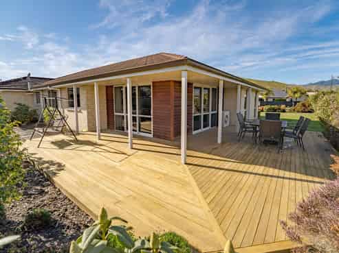 8 Mccrae Street, Wakefield