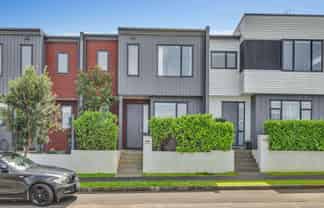 166 Seventh View Avenue, Beachlands