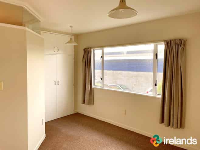 8/105 Burke Street , Sydenham
