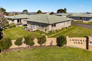 1/8 Village Place, Tuakau
