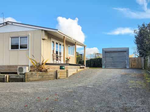 47 Gray Avenue, Paraparaumu Beach