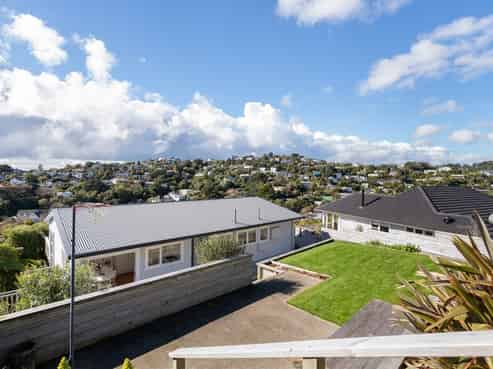 74 Kano Street, Karori