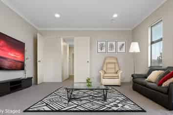 6 Chadlington Avenue, Henderson