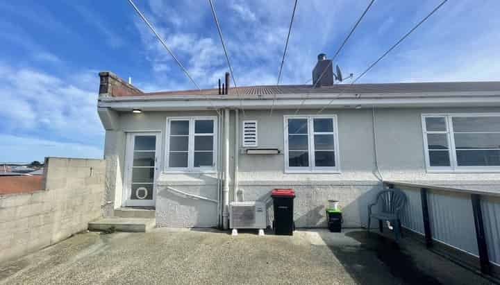 3/127 Macandrew Road, South Dunedin