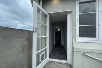 3/127 Macandrew Road, South Dunedin