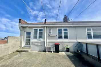 3/127 Macandrew Road, South Dunedin