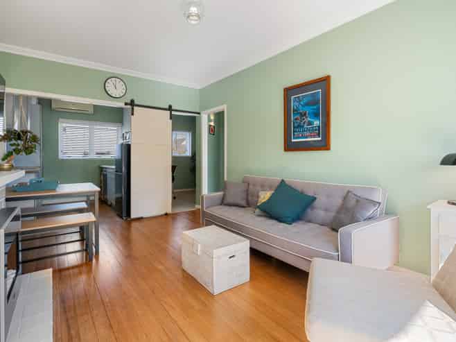 2/15 Tagalad Road, Mission Bay