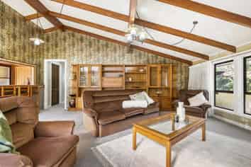 55 Blakeborough Drive, Forrest Hill