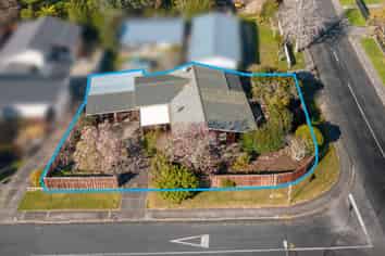 55 Blakeborough Drive, Forrest Hill