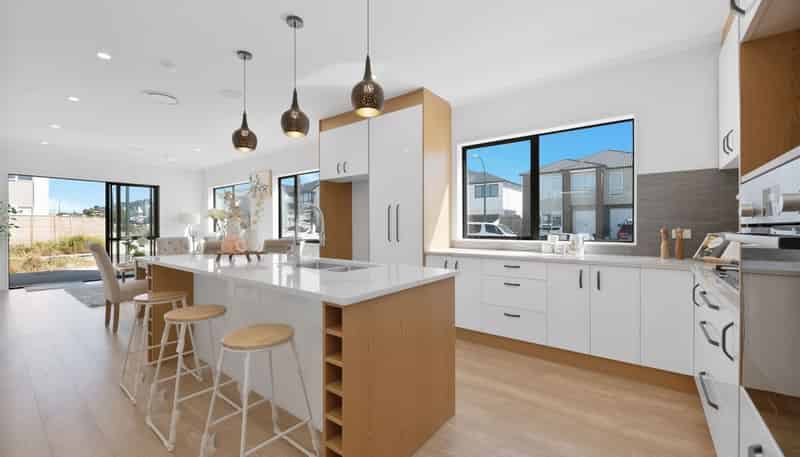 53 Ksenia Drive, Flat Bush
