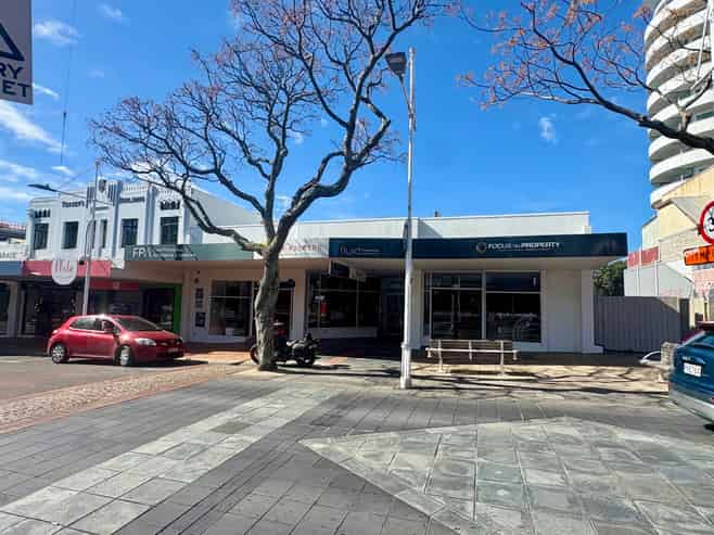 Hidden Jewel on Devonport