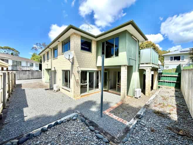 2/55 Normanton Street, Glenfield