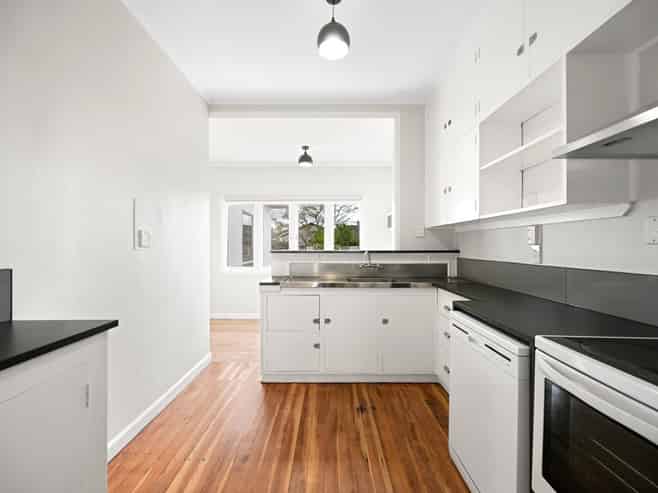 6 Bell Street, Hamilton East
