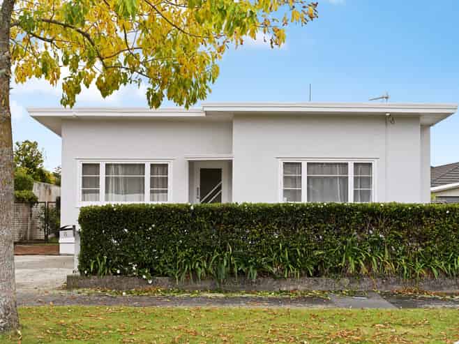 6 Bell Street, Hamilton East