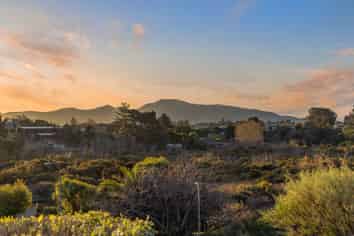 42 Harry Shaw Way, RAUMATI SOUTH
