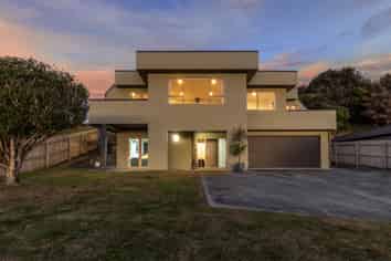 42 Harry Shaw Way, RAUMATI SOUTH