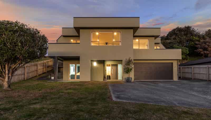 42 Harry Shaw Way, RAUMATI SOUTH