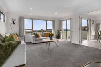 42 Harry Shaw Way, RAUMATI SOUTH