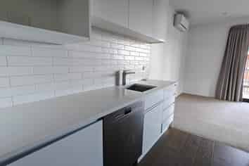 207/77 Hobsonville Point Road, Hobsonville