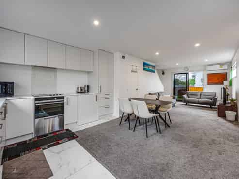 1/6 St Leonards Road, Kelston