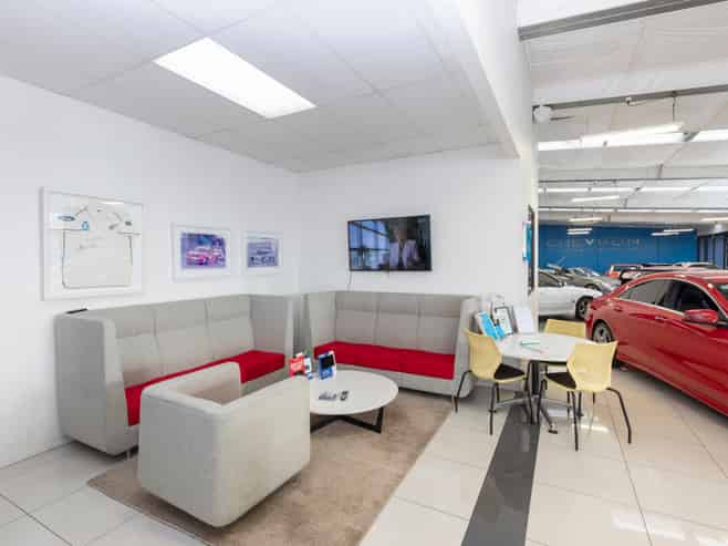High profile modern retail investment 