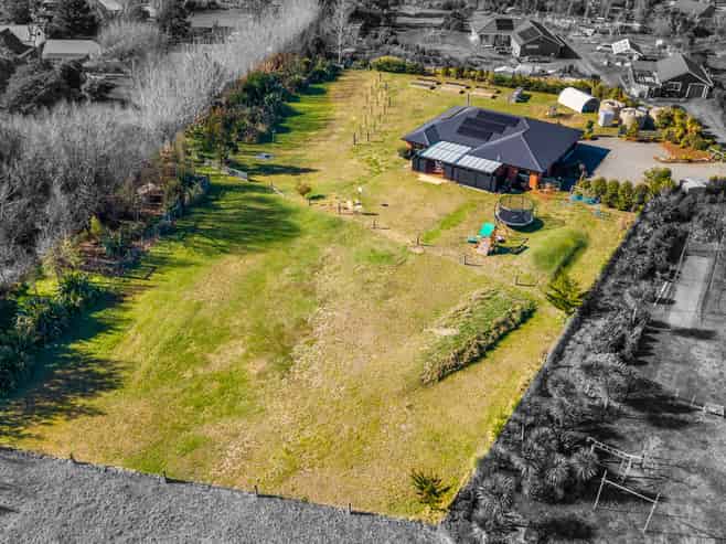 79 Northside Drive, Waikuku Beach