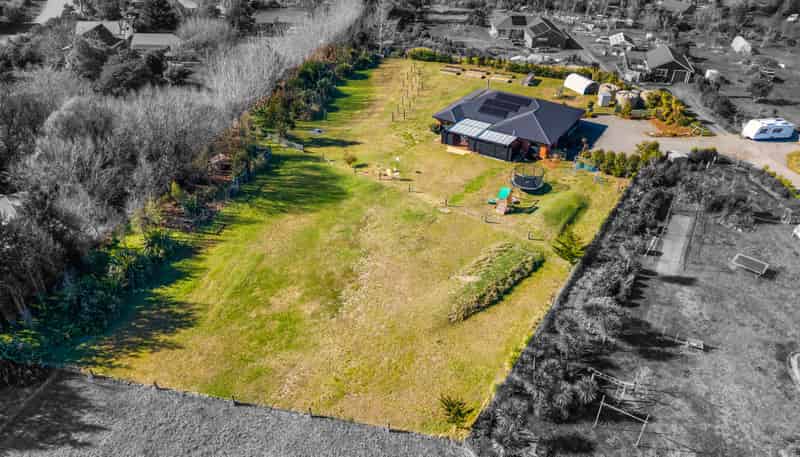 79 Northside Drive, Waikuku Beach