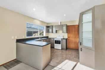 12 Lagan Street, BELFAST