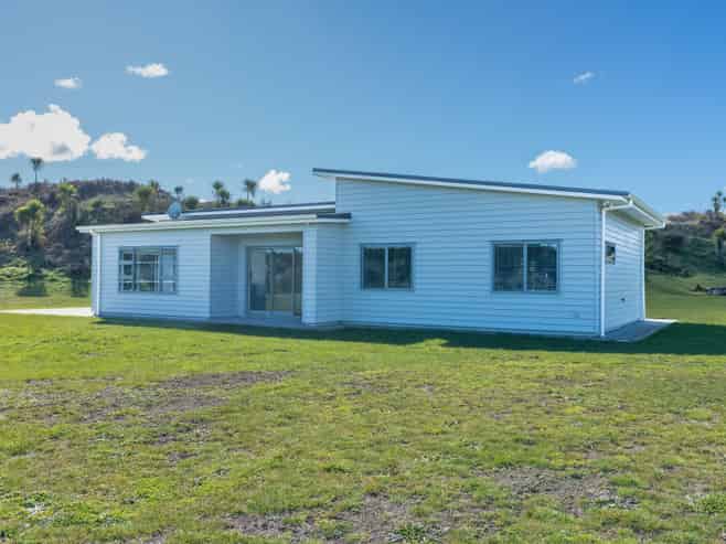 14 Kanuka Drive, Waitarere Beach