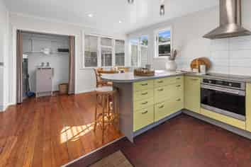 14 McClintock Street, Whau Valley