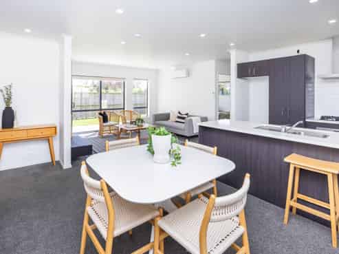 1/82 Bruce Avenue, Glenview