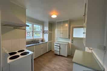 45 Power Street, Levin