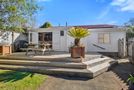 1 Queens Road, Glen Avon, New Plymouth, Taranaki